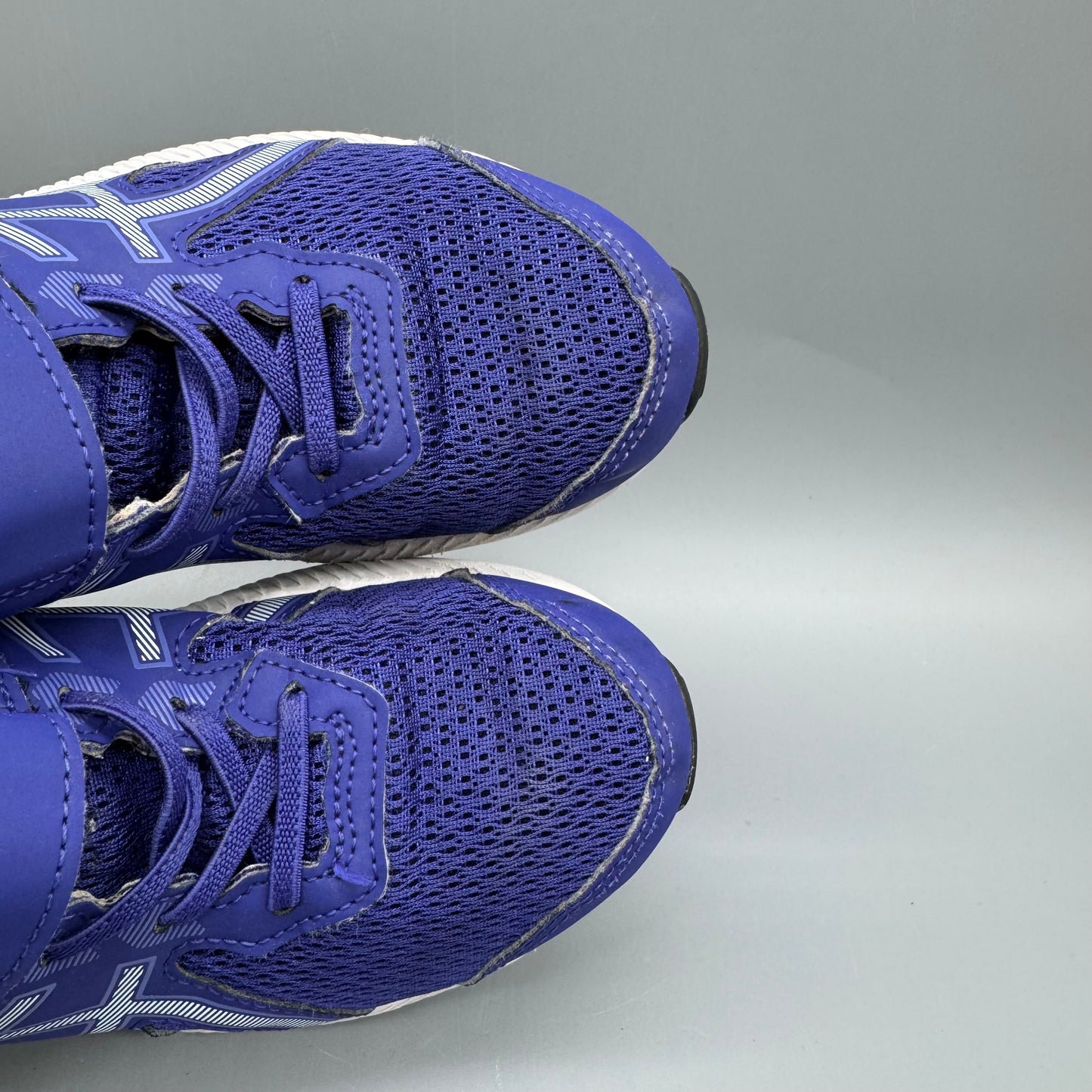 Asics / Running Shoes / J2