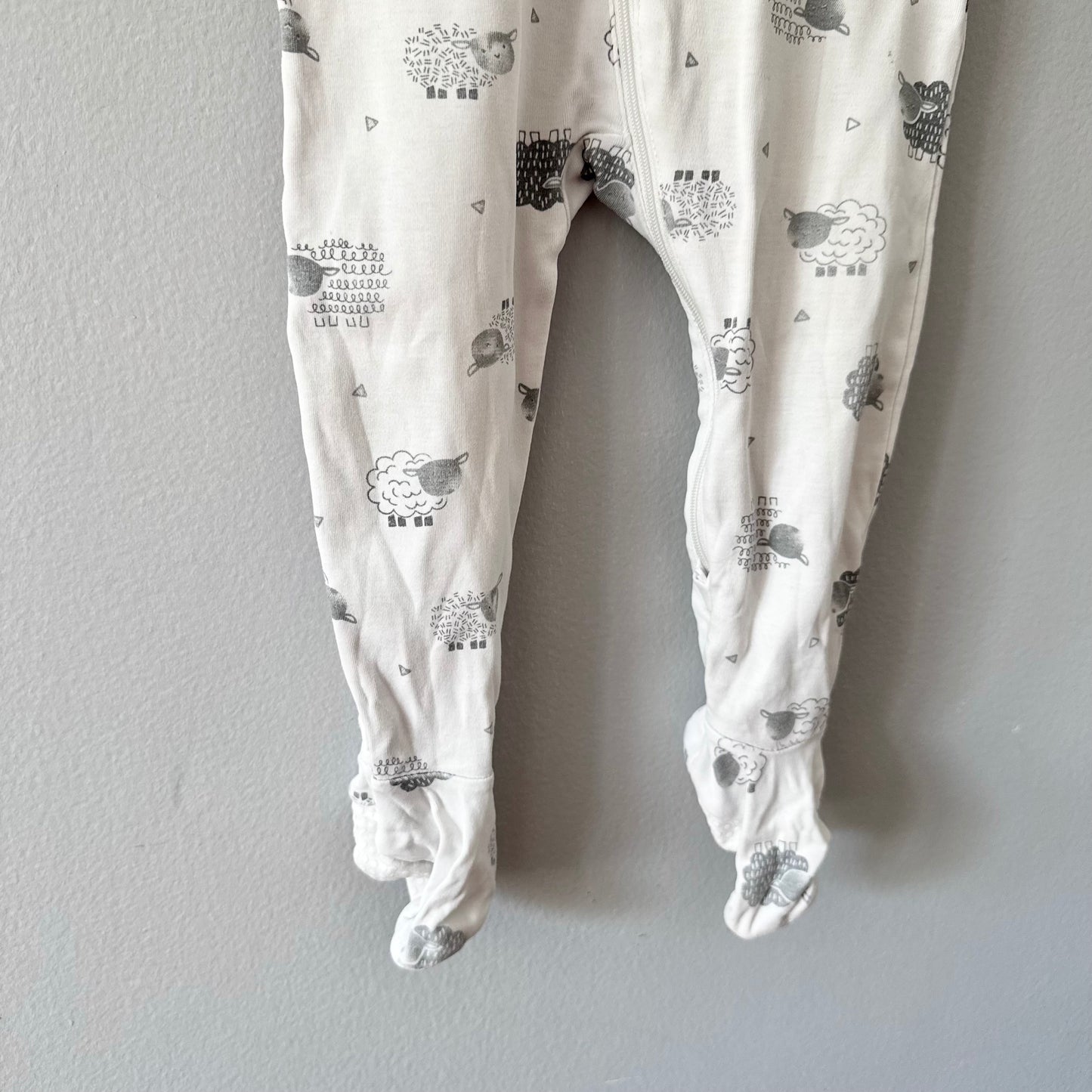 Petit lem / White x sheep romper / 18M