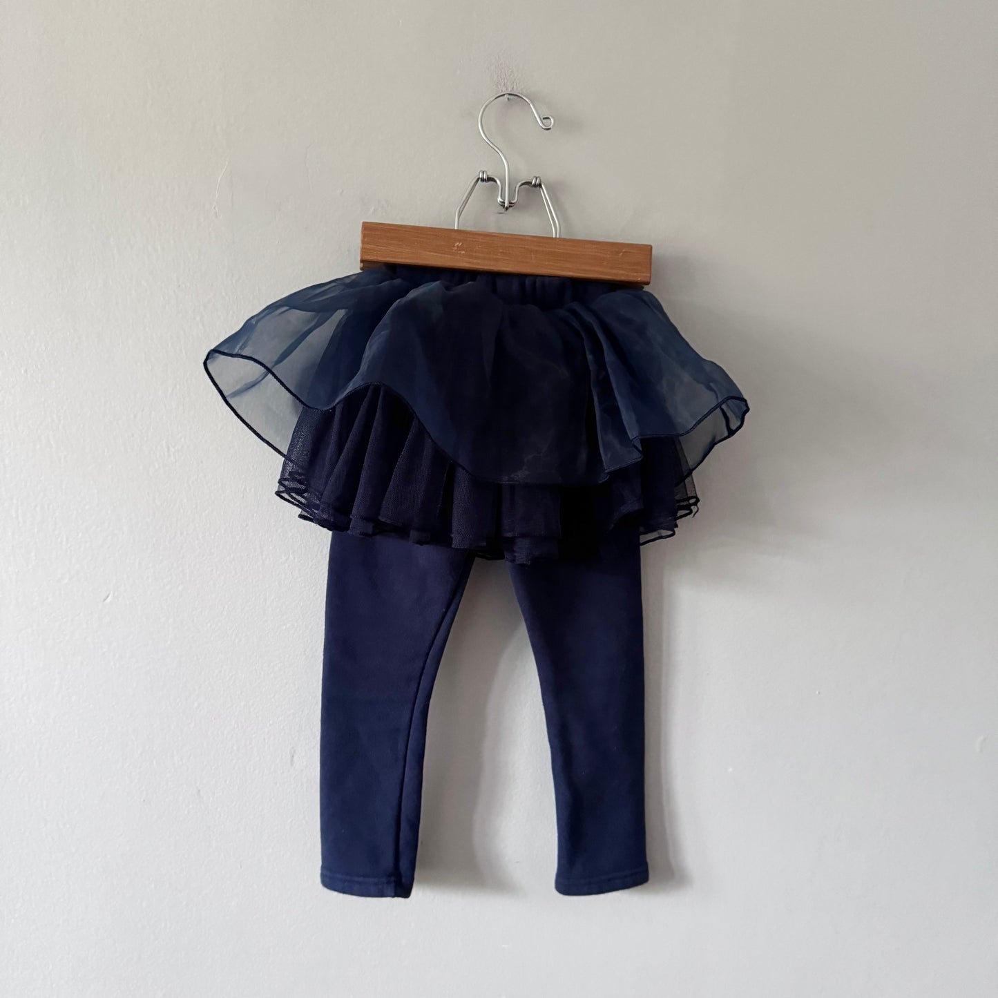 No brand / Navy lined leggings with tutu / 18-24M