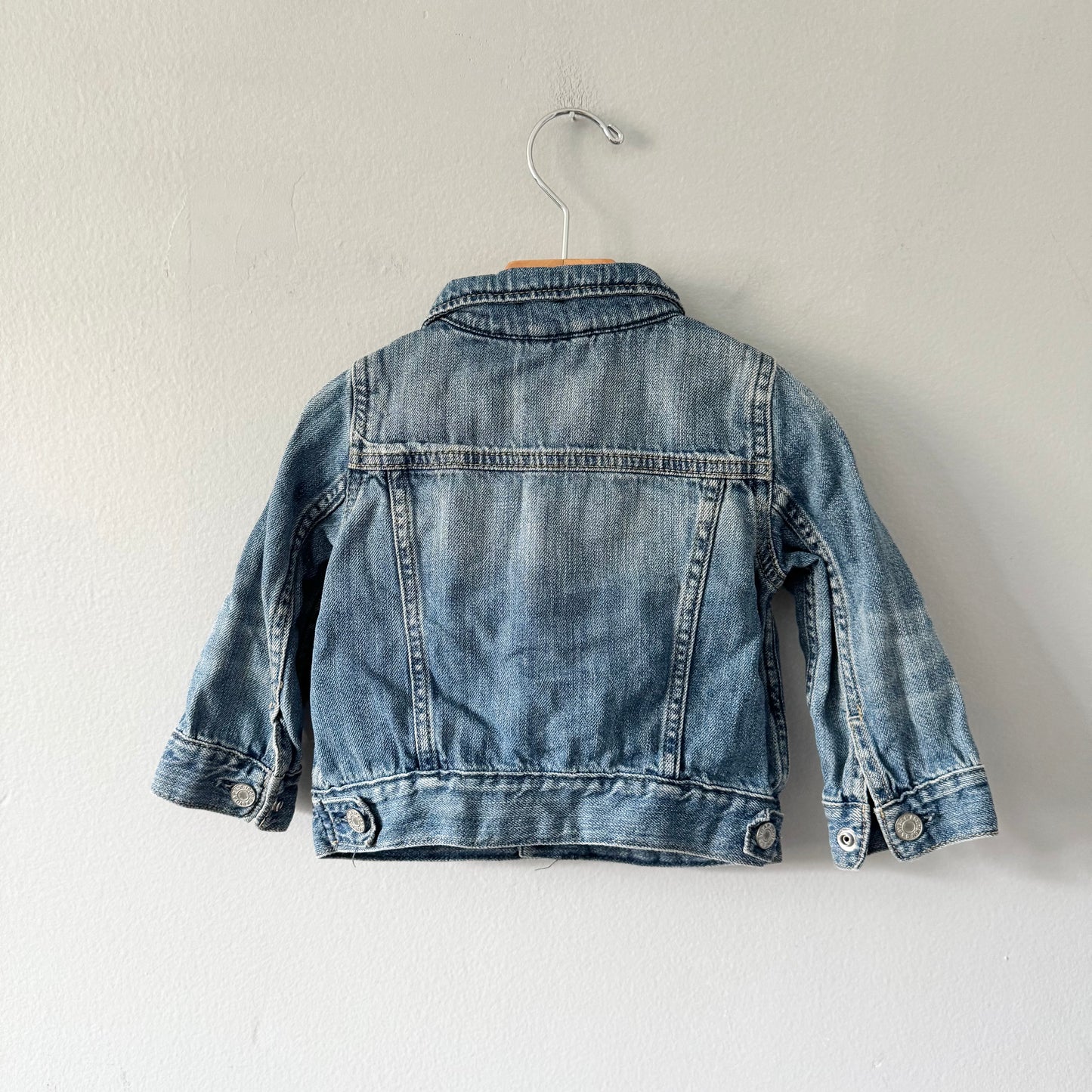 Gap / Blouson en jean / 12-18M