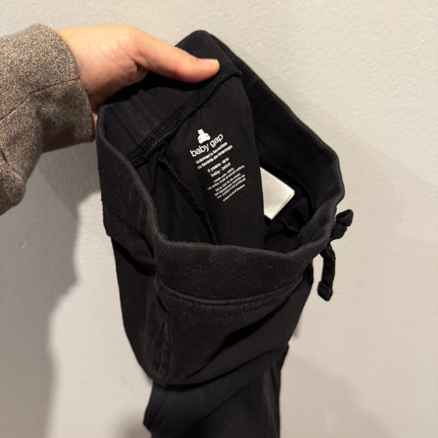 Gap / Black cotton pants / 5Y