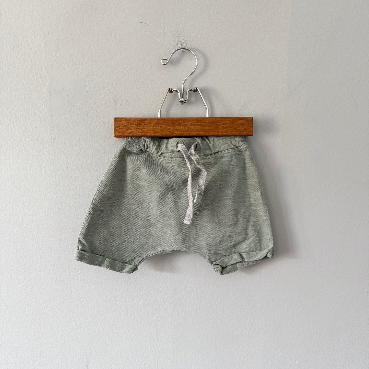 Mini Mioche / Light blue shorts / 6-12M