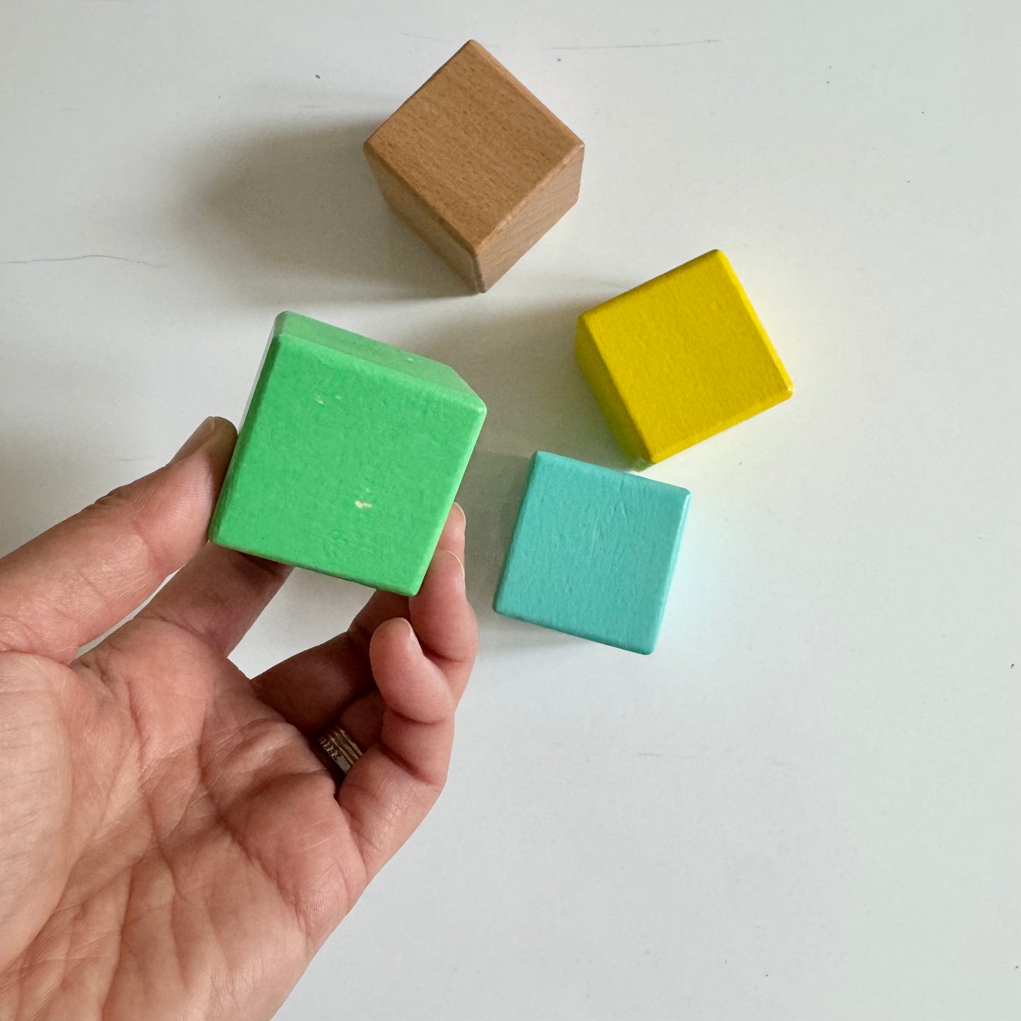 Lovevery / Wooden blocks