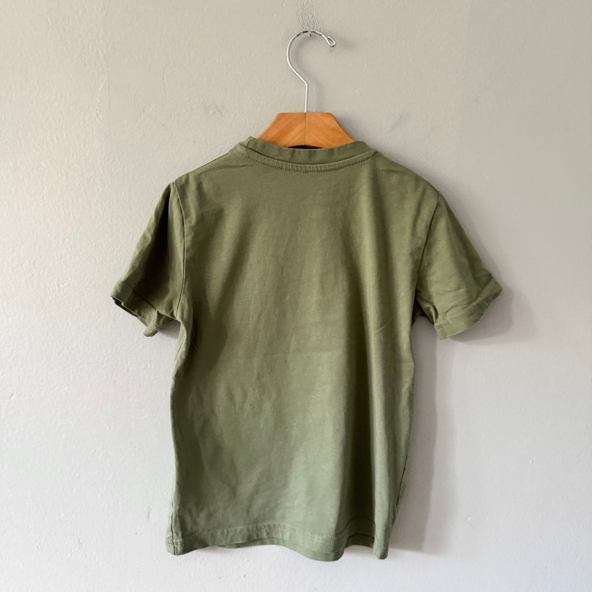 Hotwheels / Khaki T-shirt / 6Y