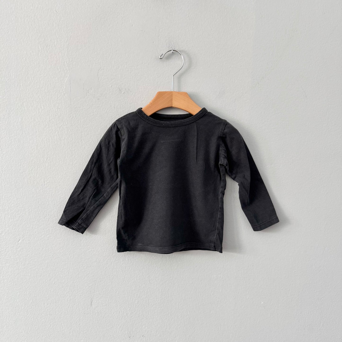 Mini Mioche / Black long sleeve top / 12-18M