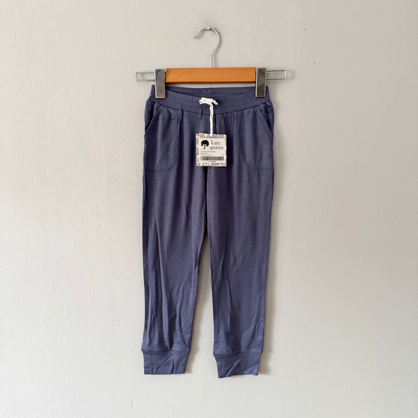 Kate Quinn / Blue jogger pants / 4T - New with tag