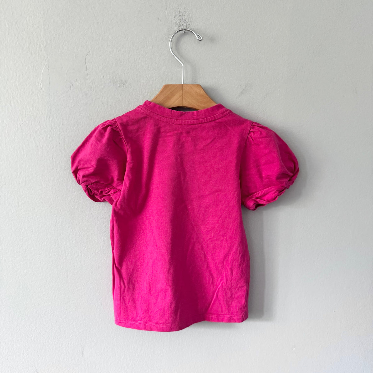 Hatley / Vivid pink puff sleeve top / 3Y
