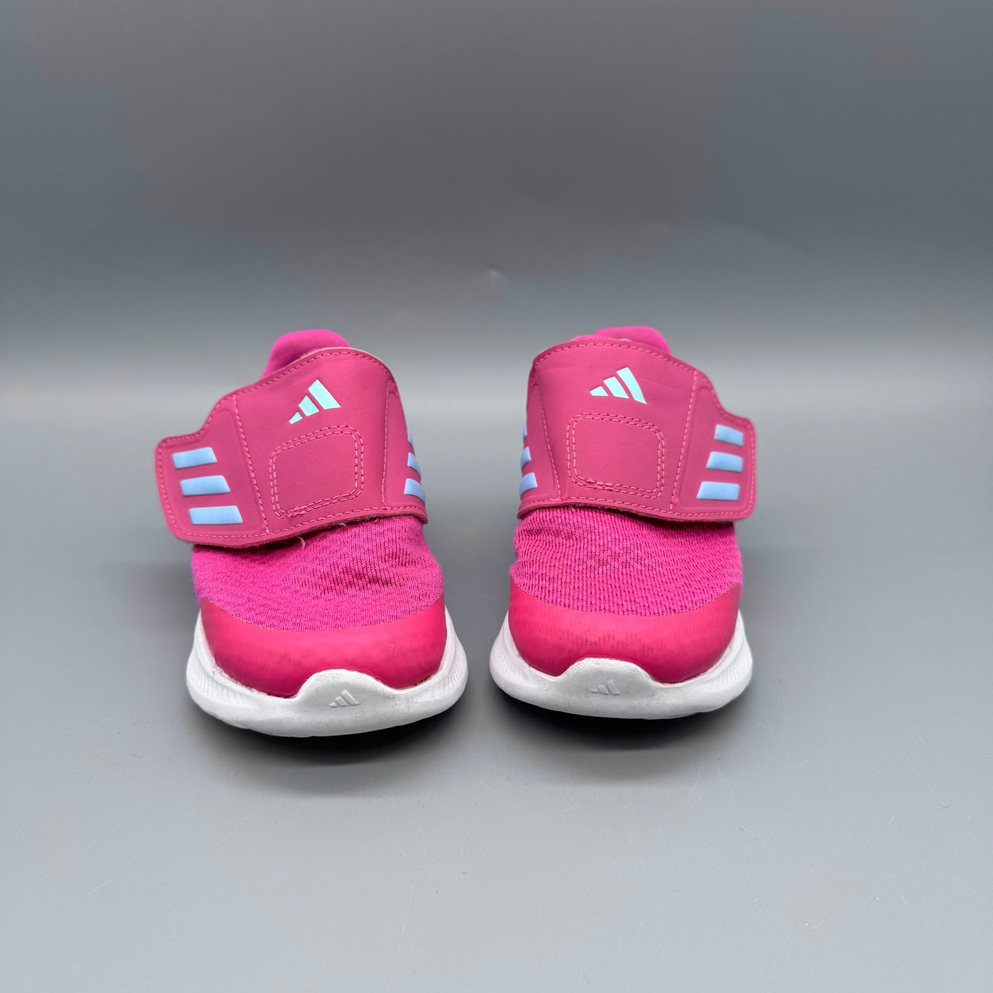 Adidas / Running Shoes / US7