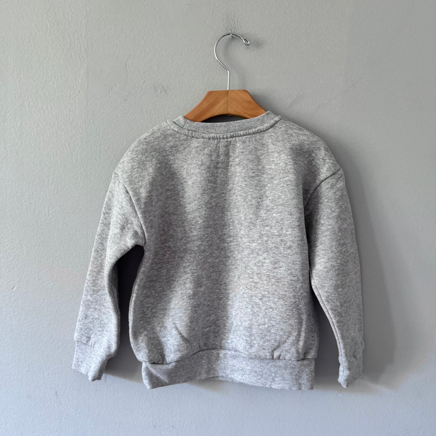 Marvel / Spiderman light grey sweatshirt / 4Y