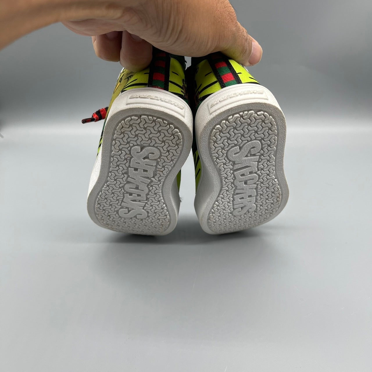 Sketchers x Dr. Seuss / Runners / US6
