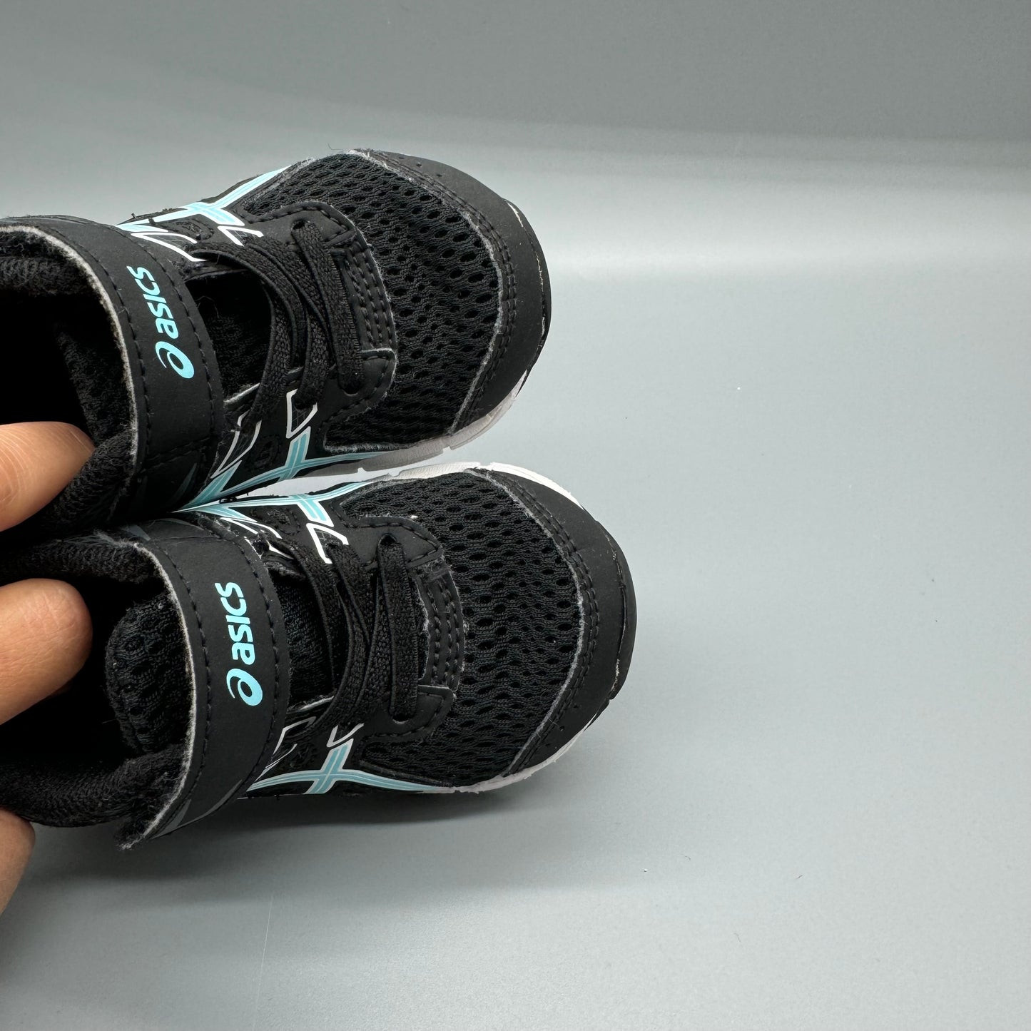 Asics / Runner / US5