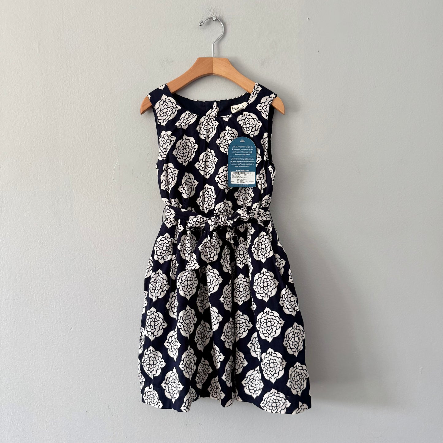 Hatley / Black x white floral dress / 7Y - New with tag