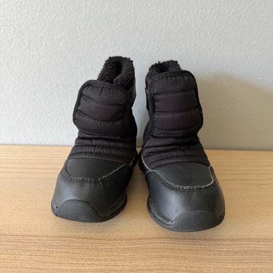 Puma / Snow boots / US7