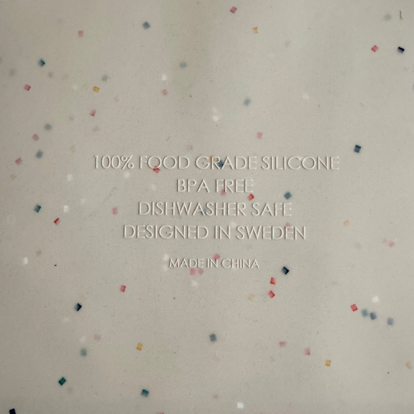 Mushie / Confetti silicone mat