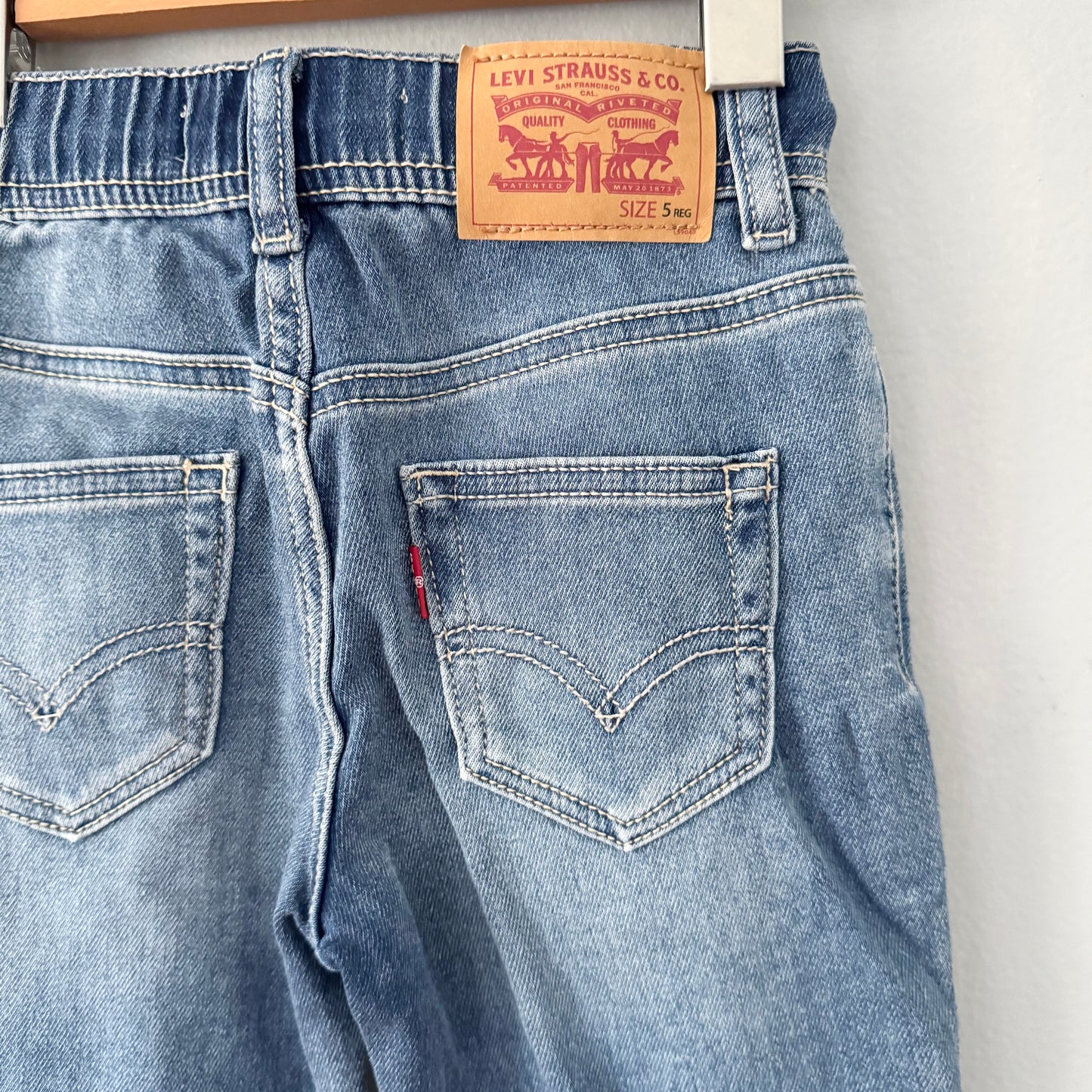 Levi's / Jogger denim pants / 5Y