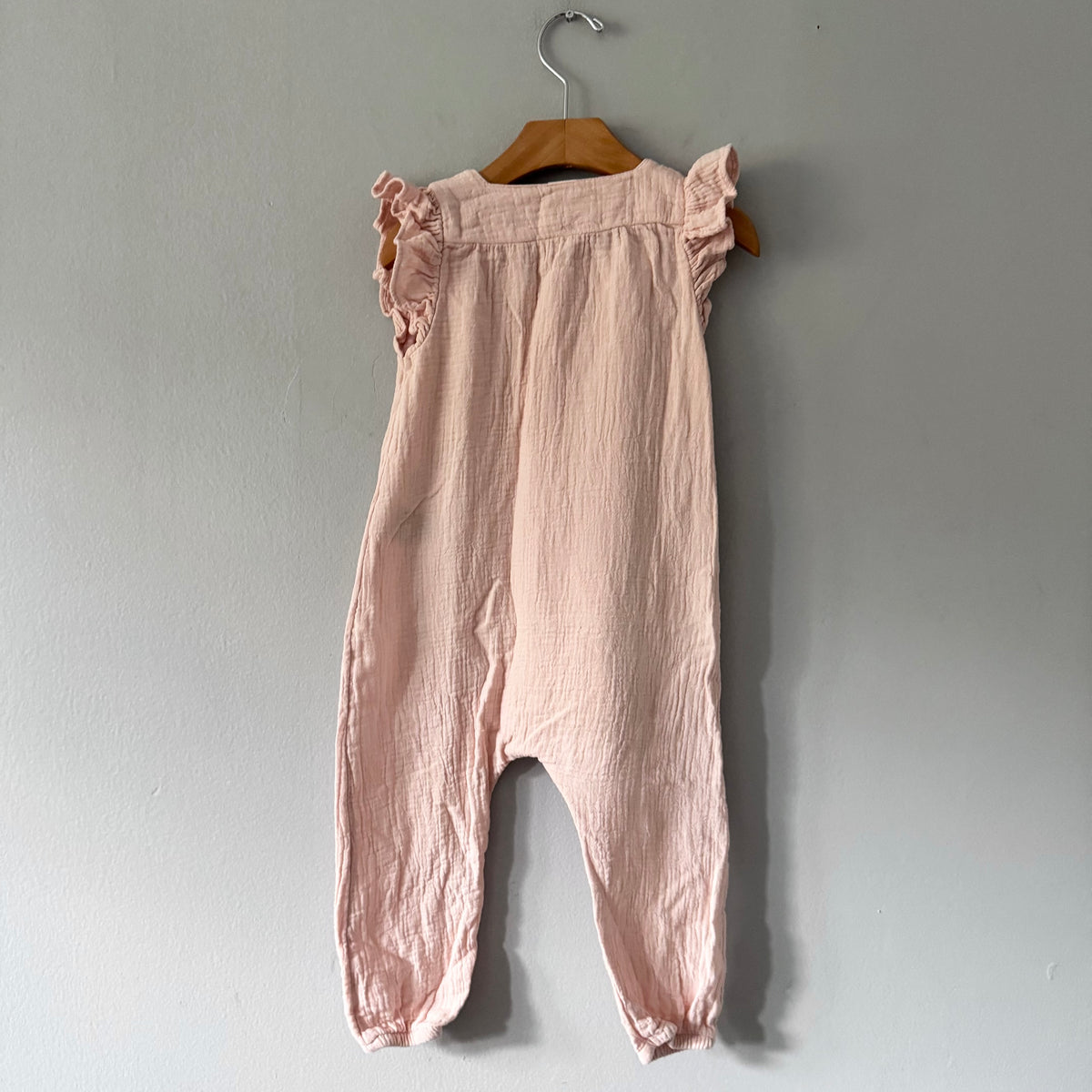 H&M / Light pink muslin tank romper / 18-24M
