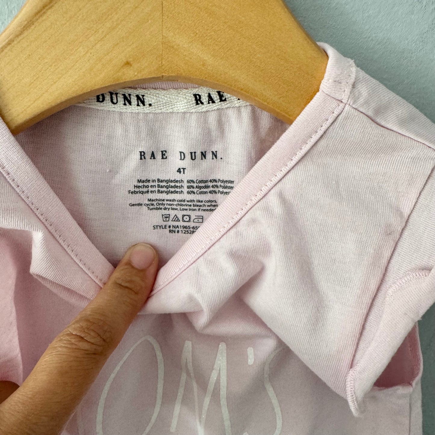 Rae Dunn / Light pink Mom's bestie tank / 4T