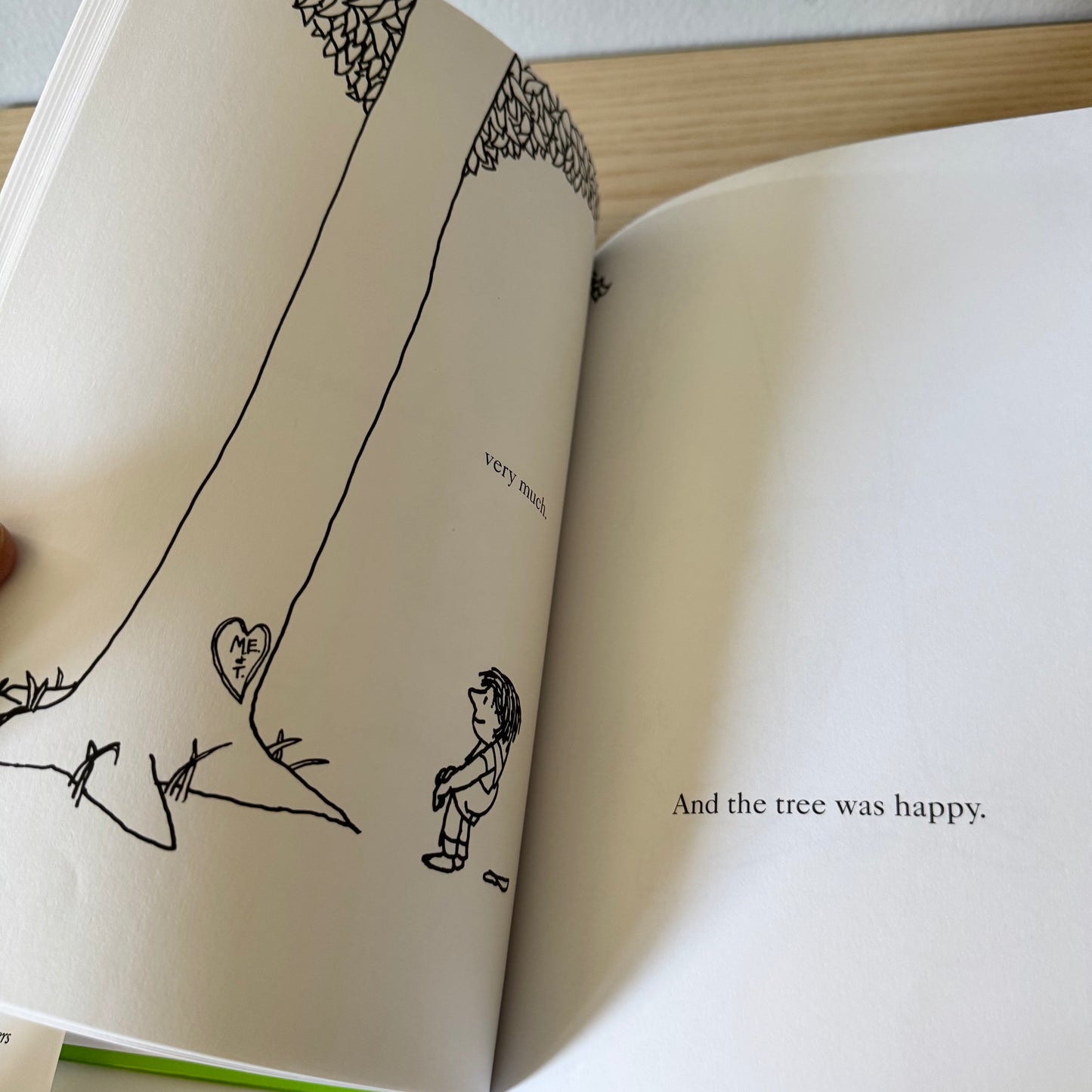The Giving Tree / Shel Silverstein