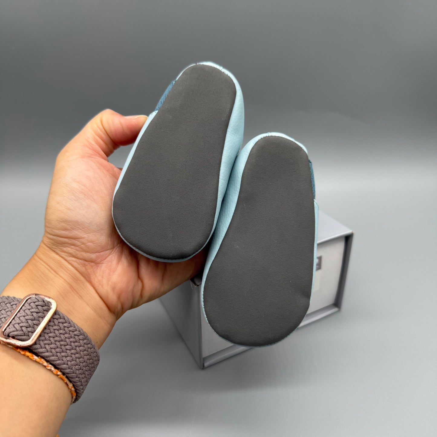 Stonz / Yale shoes / 6-12M - New in box