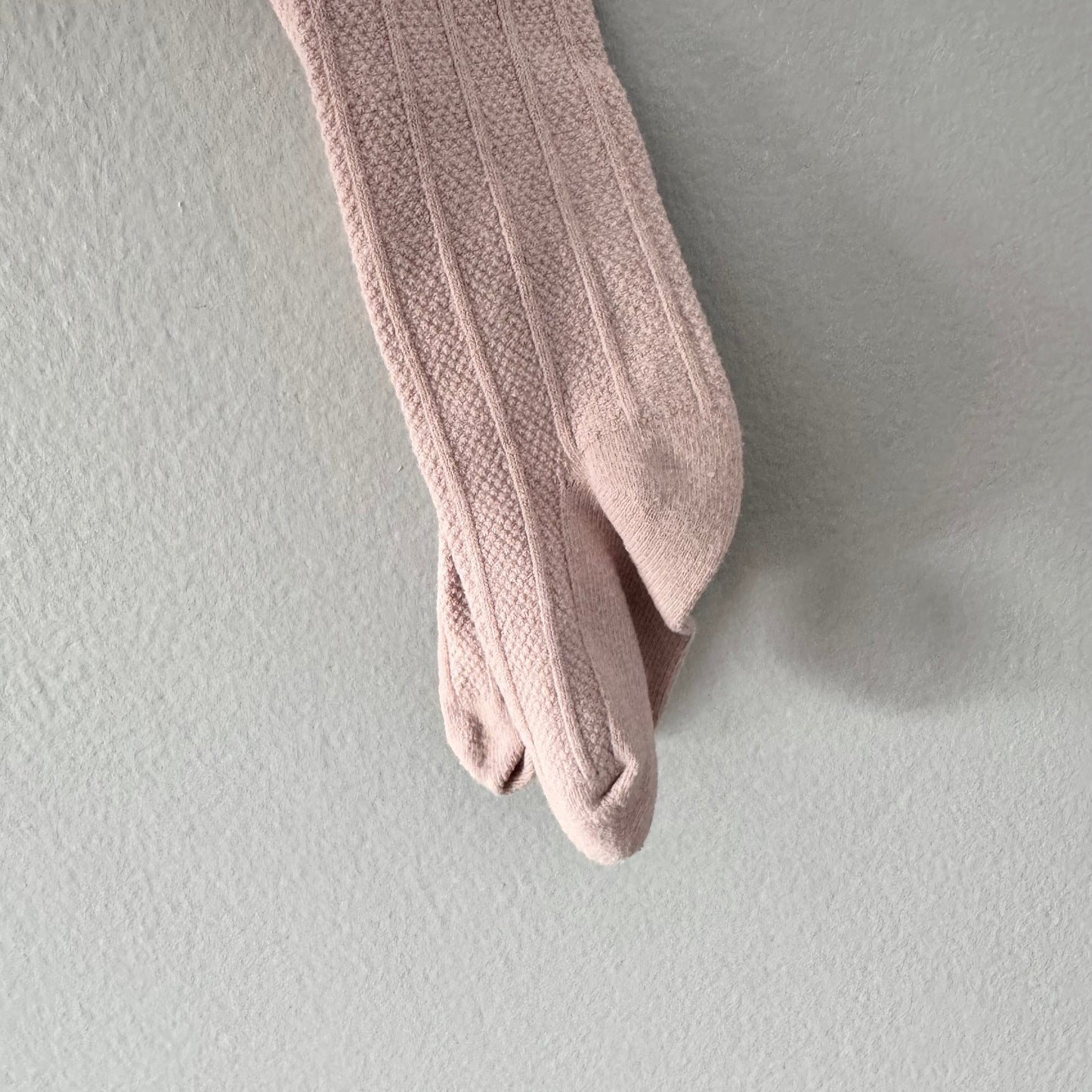 No brand / Light pink socks / 12-24M