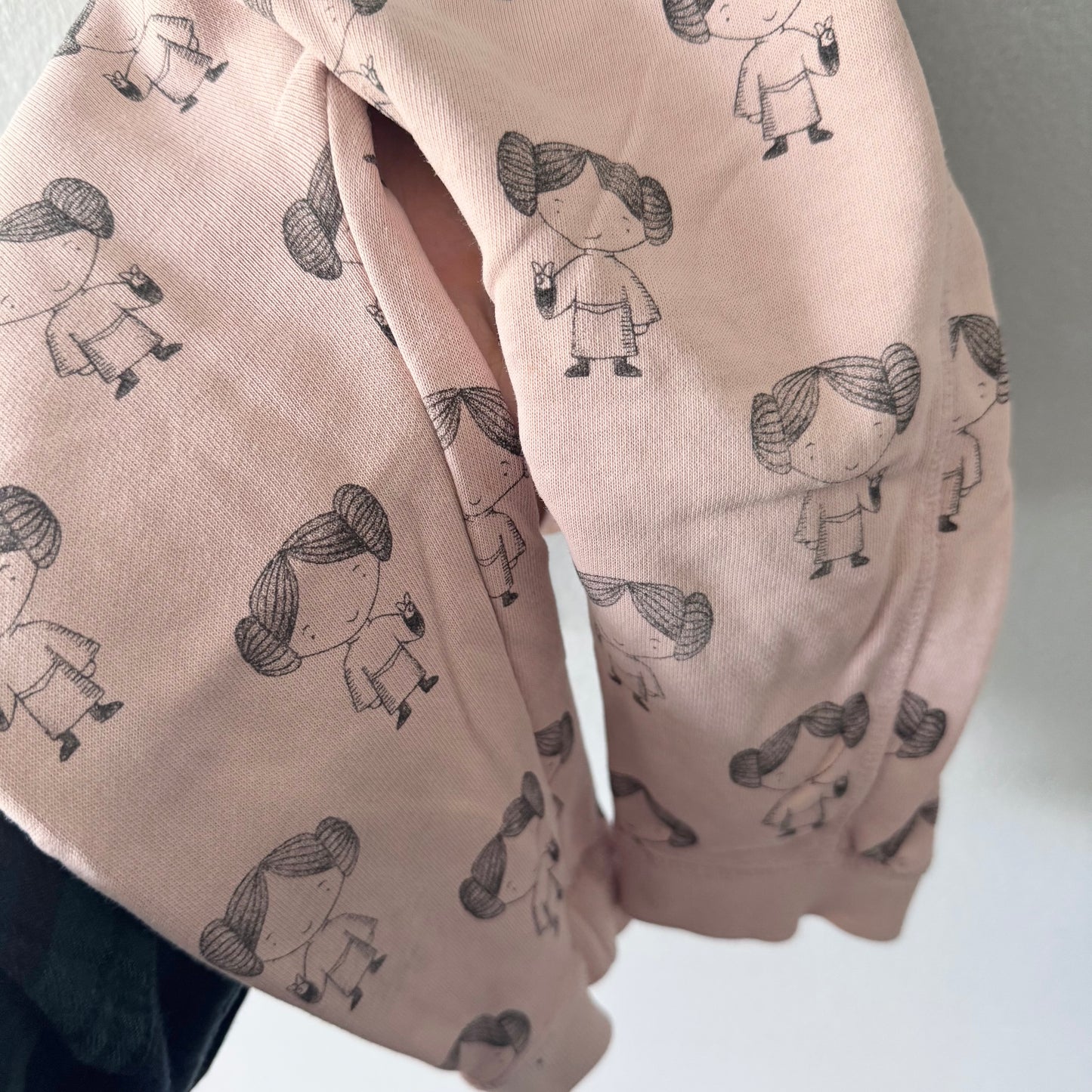 Gap x Star Wars / Pink sweatpants / 18-24M
