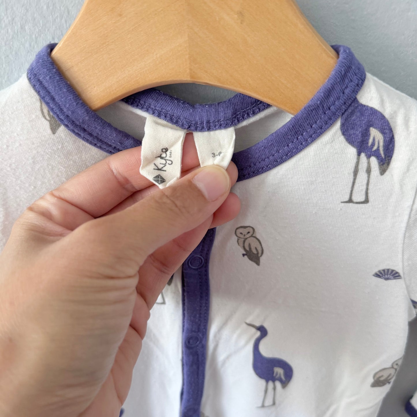 Kyte / White purple crane romper / 3-6M