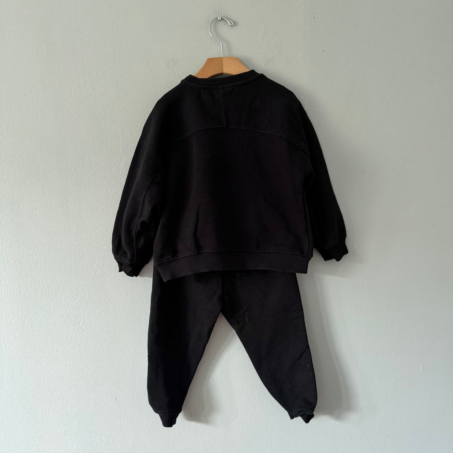 Zara / Time is on our side set up / 3-4Y