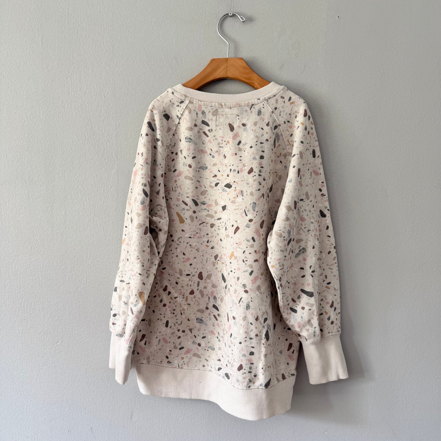Roots / Ivory pebble rock sweatshirt / 9-10Y