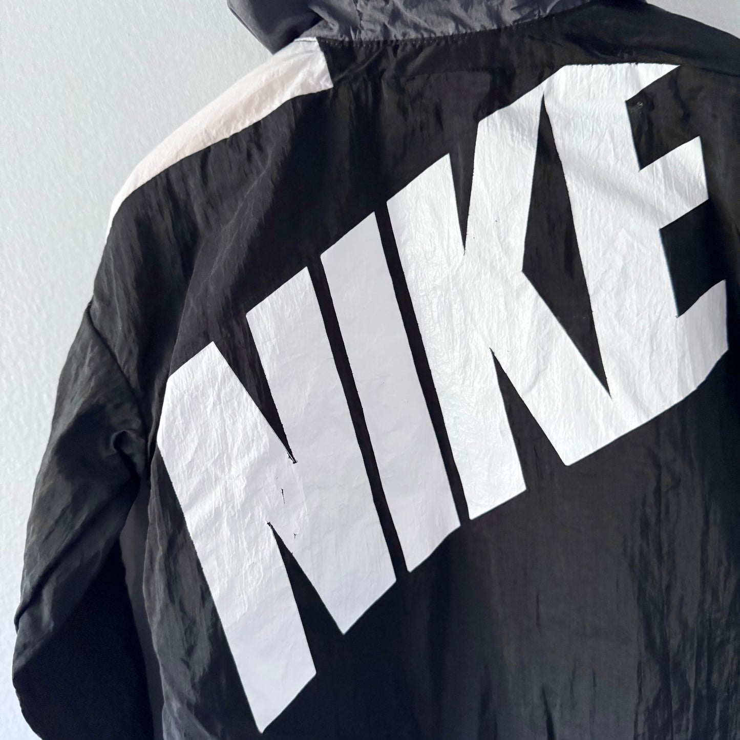 Nike / Black nylon jacket / 3T