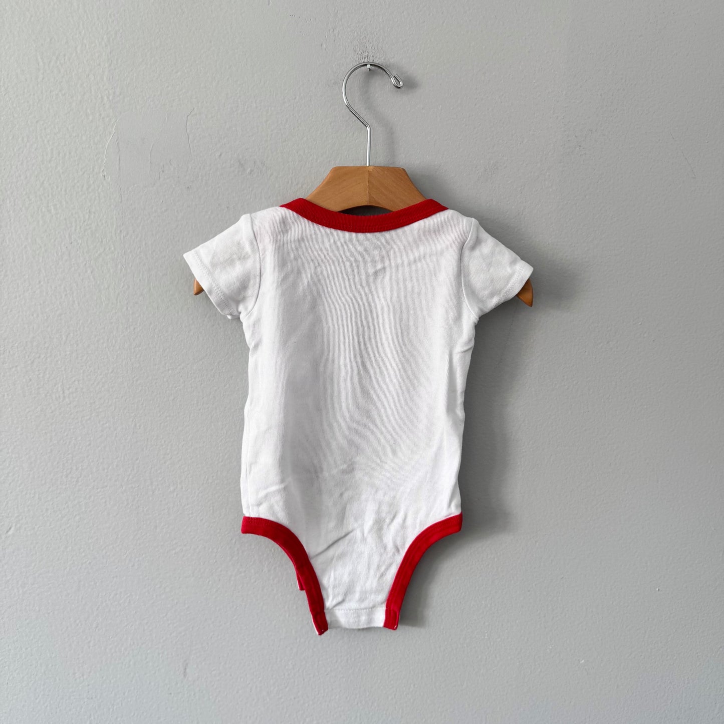 Nike / White red ladybug onesie / 6-12M