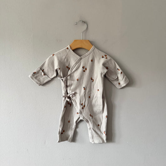 No brand / Light grey romper / 3M