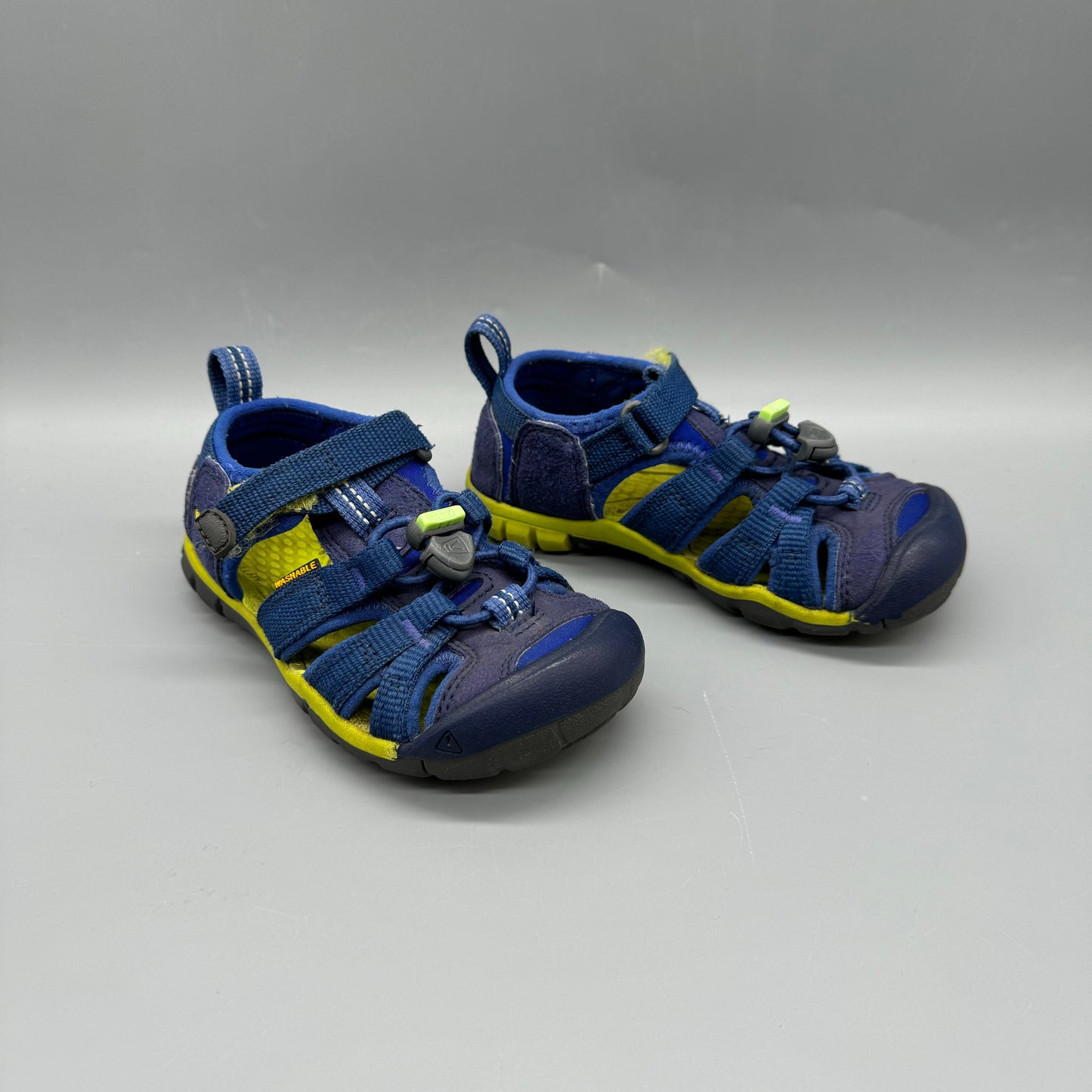 Keen / Sandals / US9