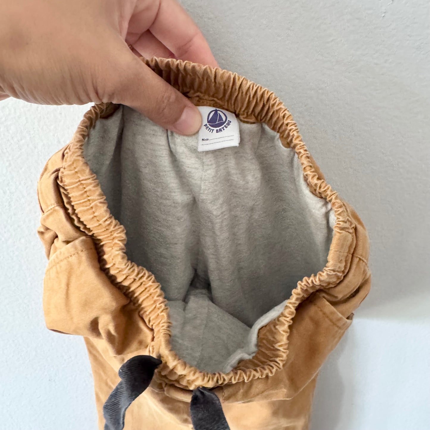 Petit Bateau / Cotton lined brown chino / 5Y
