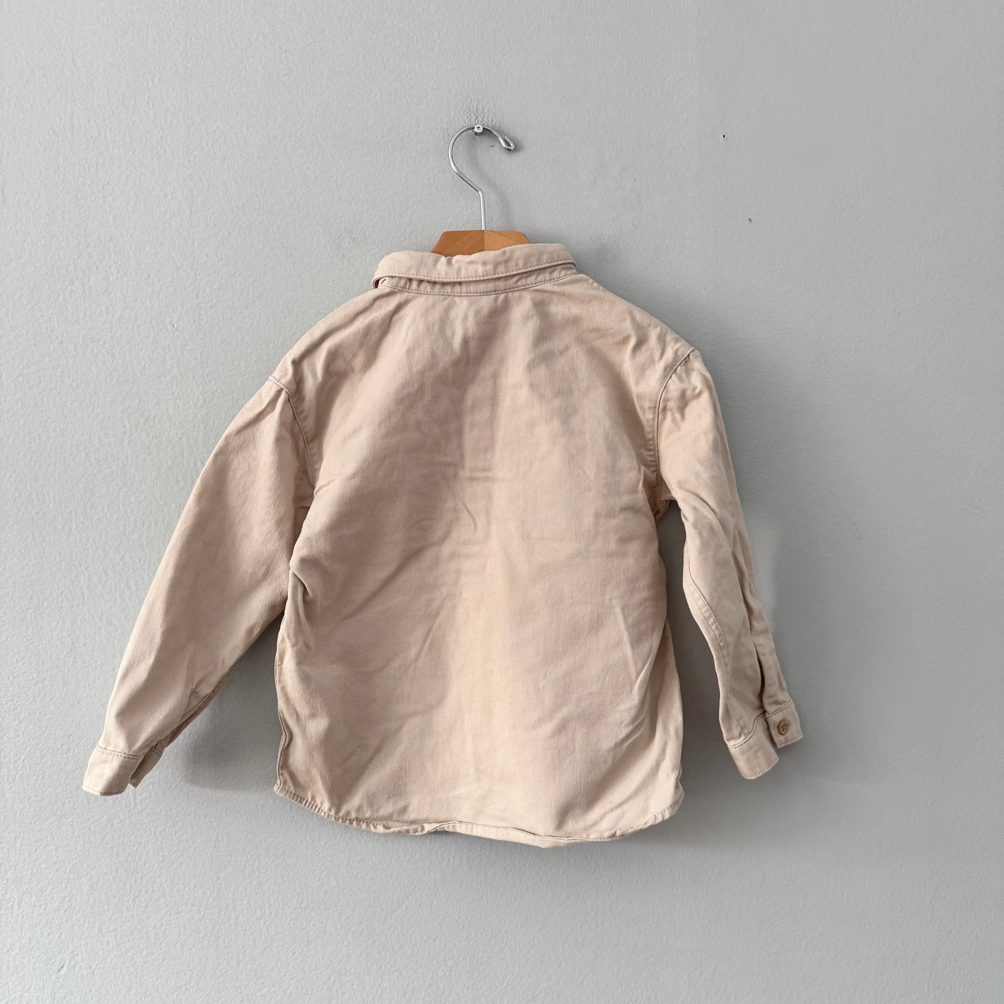 H&M / Beige shirts / 3-4Y