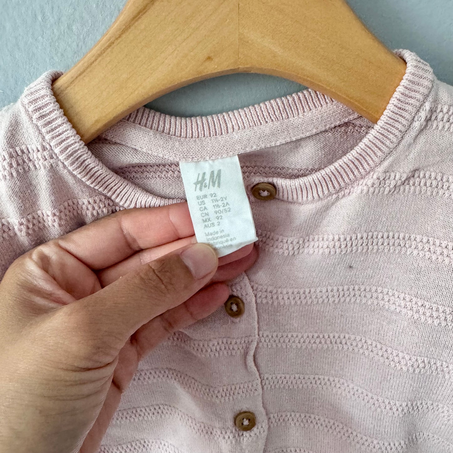 H&M / Smokey pink cotton cardigan / 18-24M