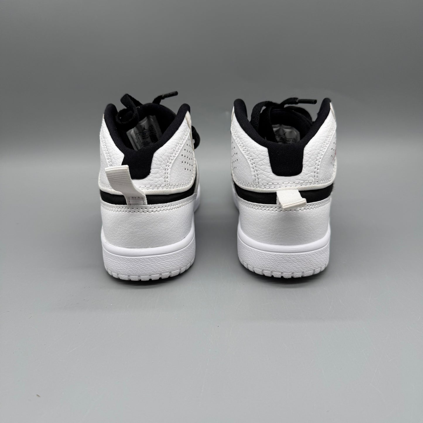 Nike / Jordan / Running Shoes / US11