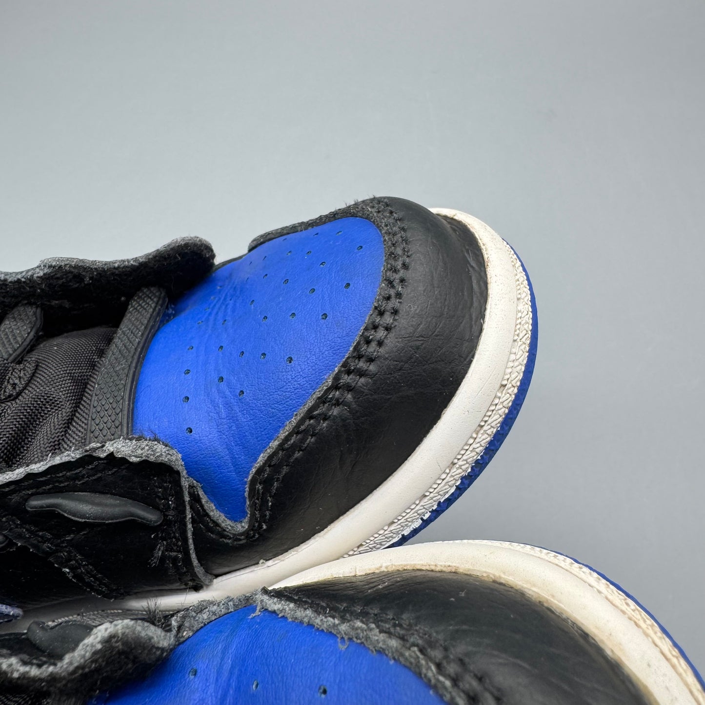 Nike / Air Jordan 1 / Running Shoes / US10