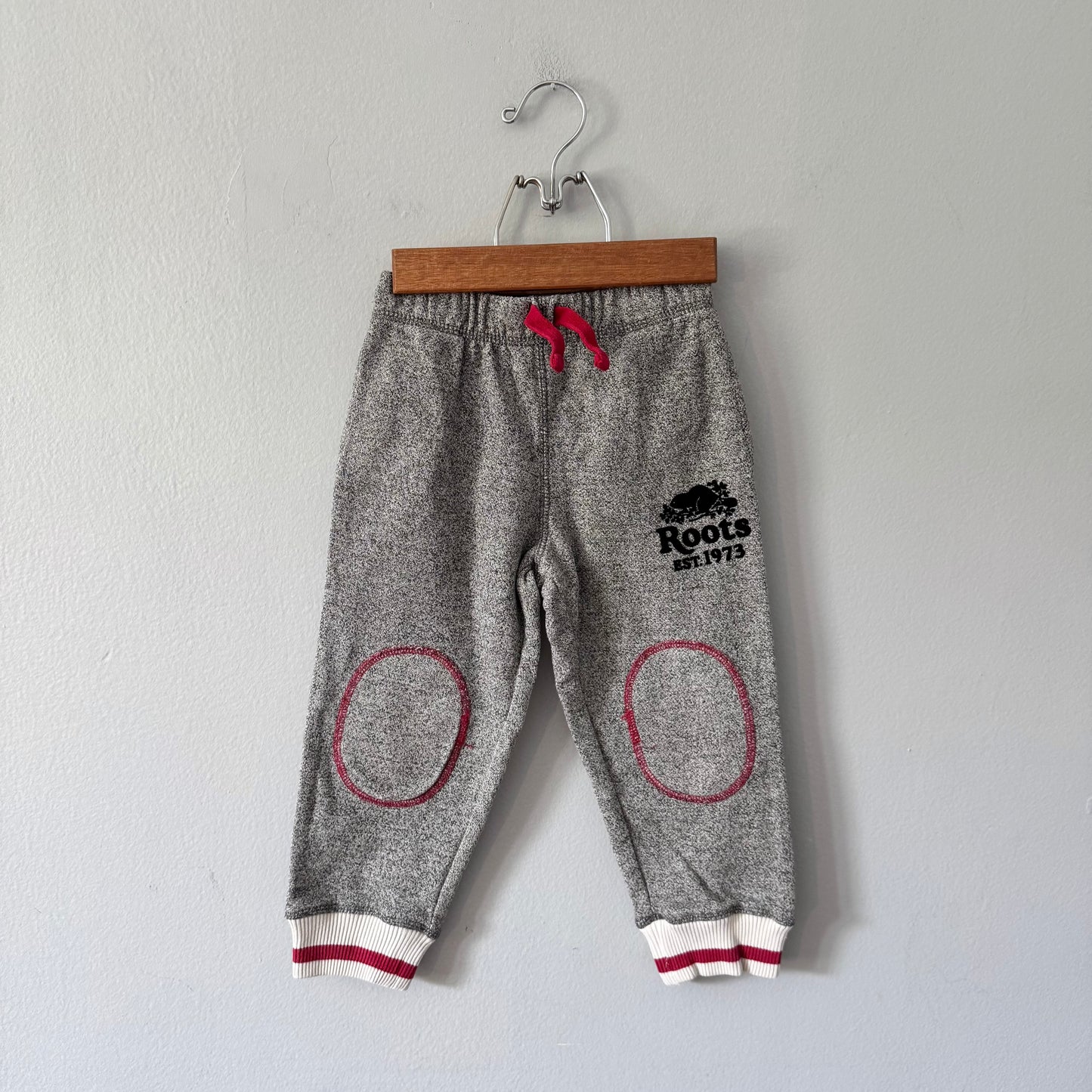 Roots / Salt and pepper sweatpants / 4T