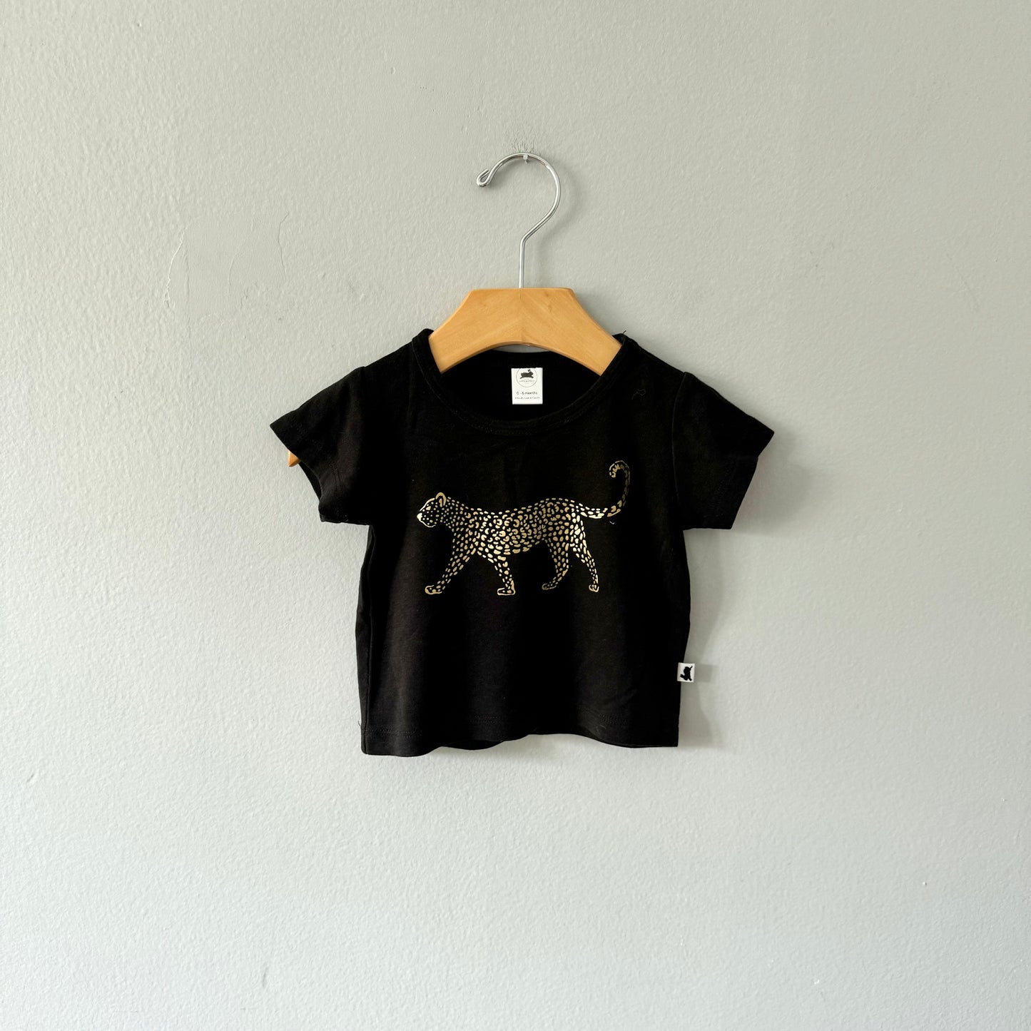 Little & Lively / Black leopard tee / 0-6M