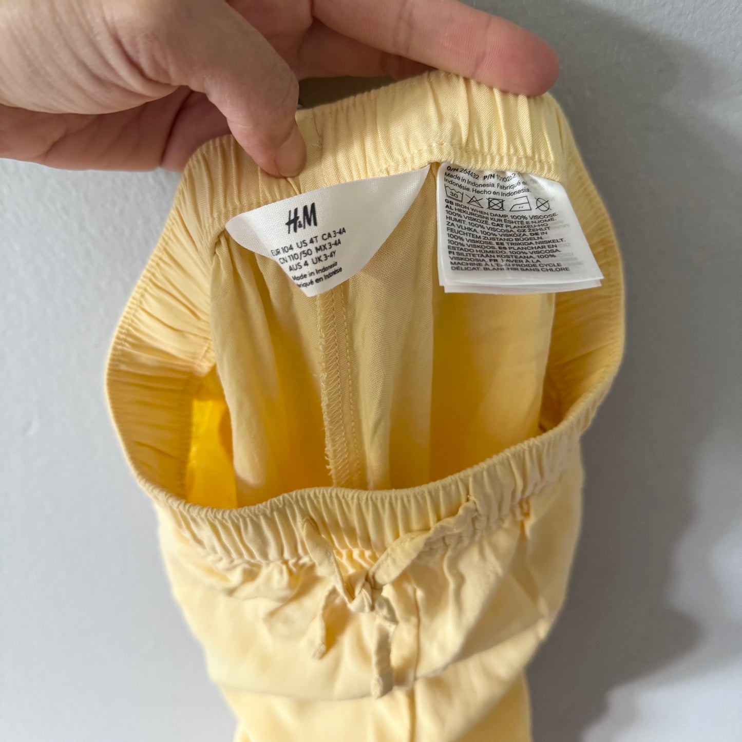 H&M / Yellow viscose pants / 3-4Y