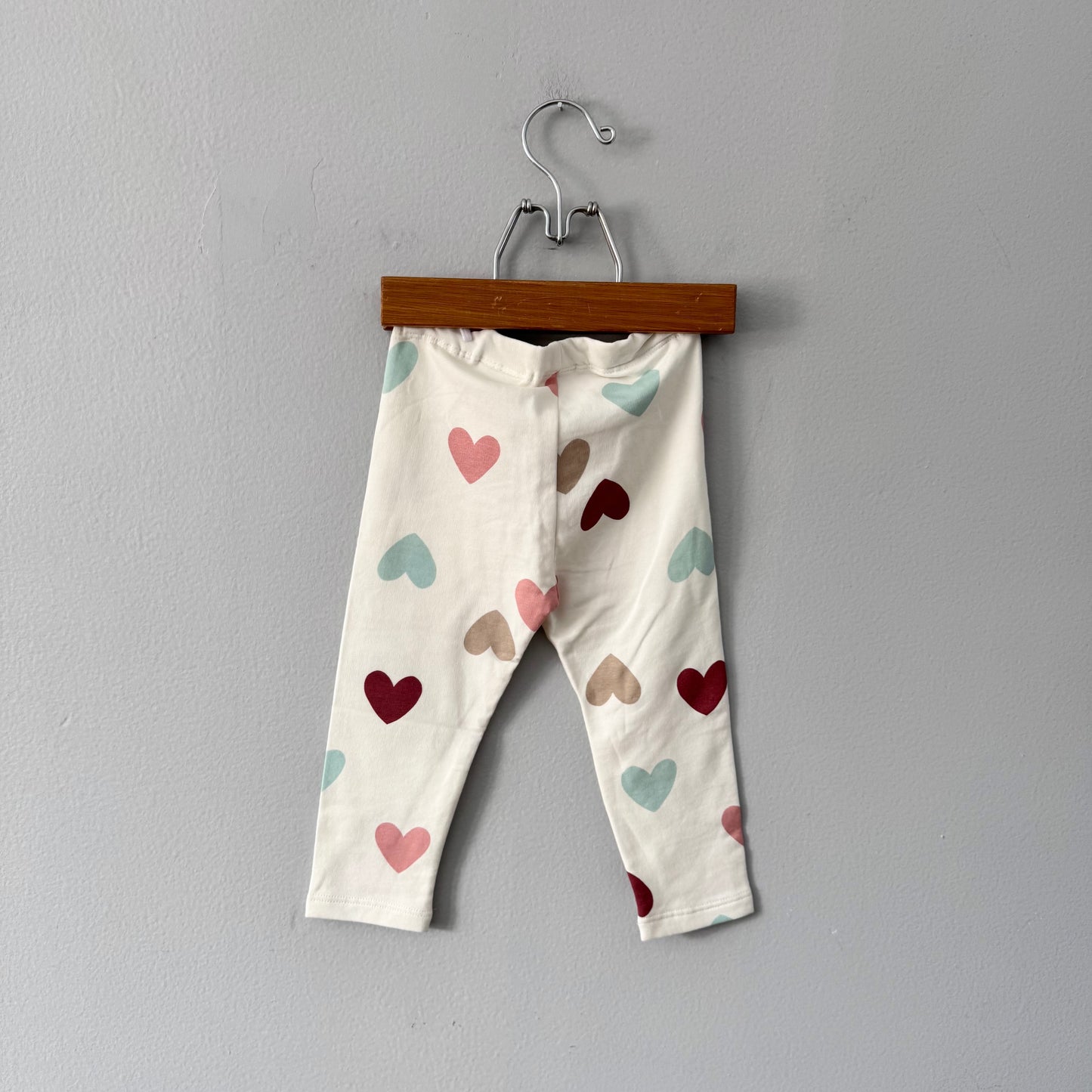 H&M / Lined leggings - white x hearts / 9-12M - 2 Available, New with tag