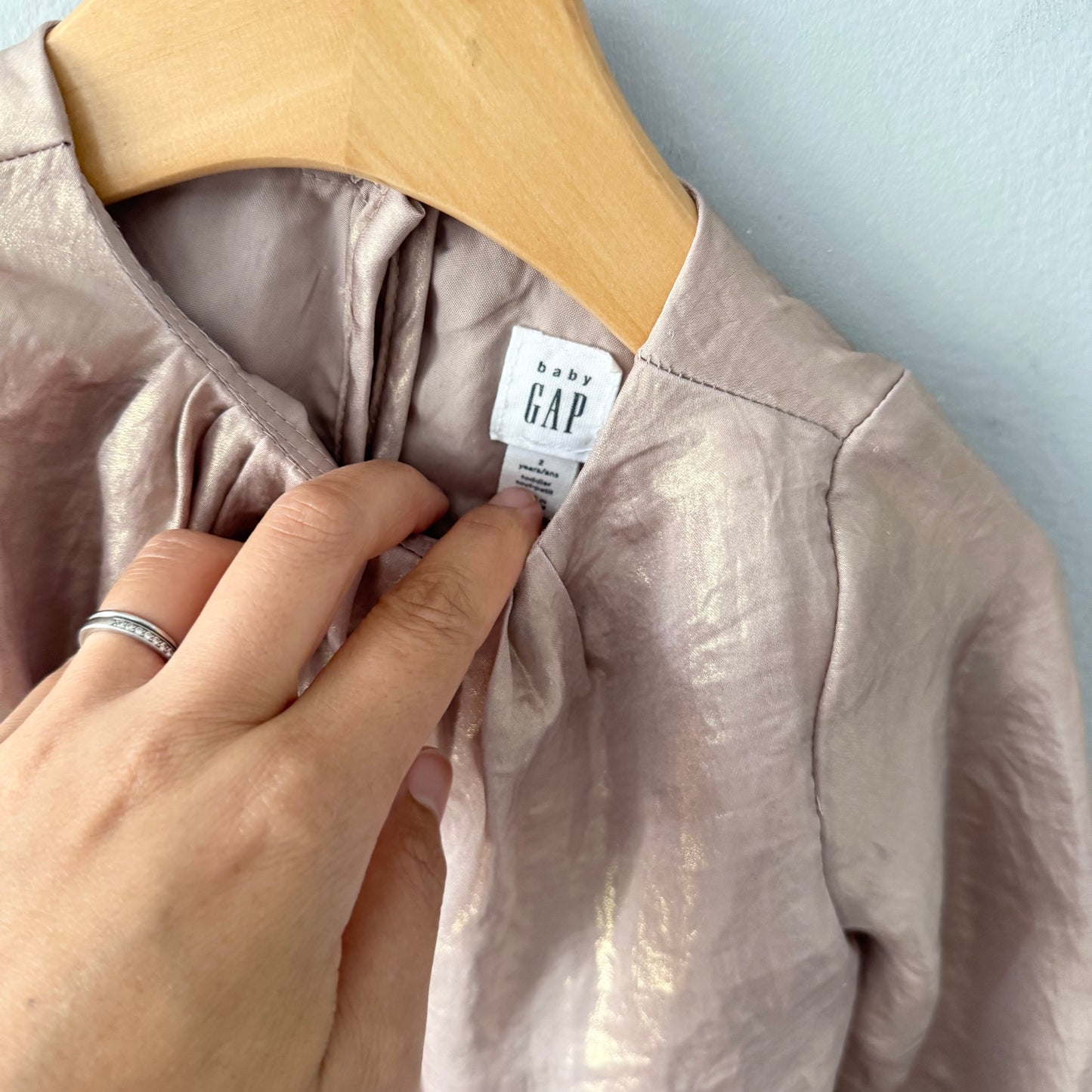 Gap / Gold long sleeve dress / 2Y