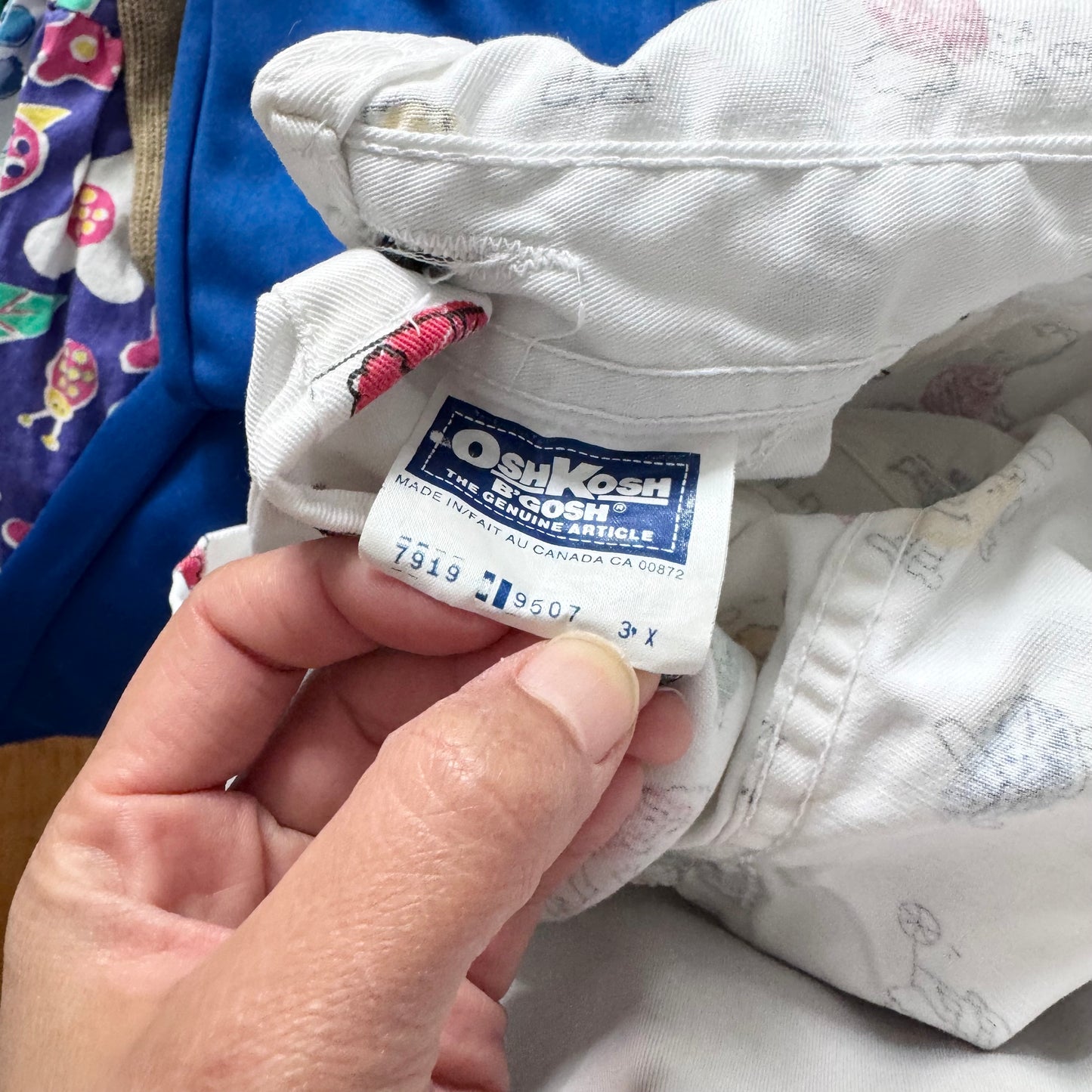 Vintage Oshkosh / White overalls / 3Y