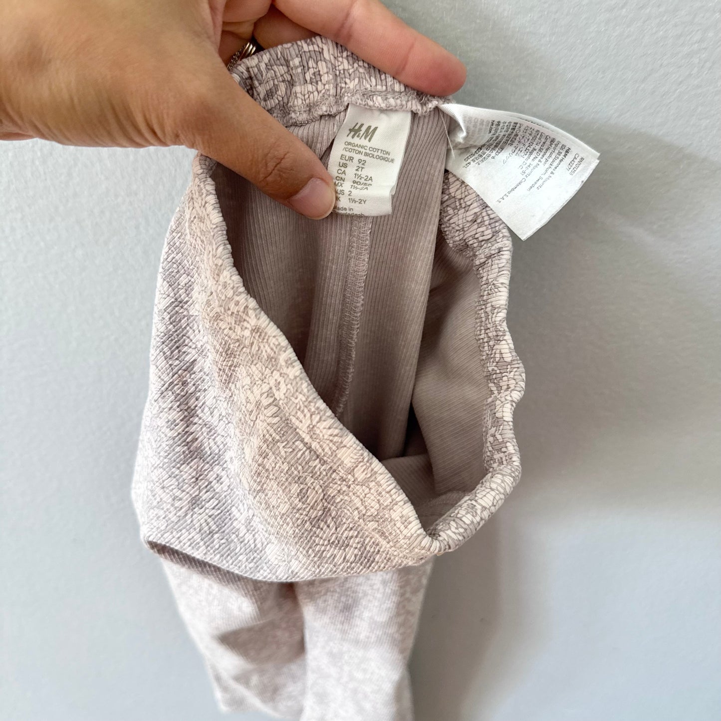 H&M / Light grey x floral leggings / 18-24M