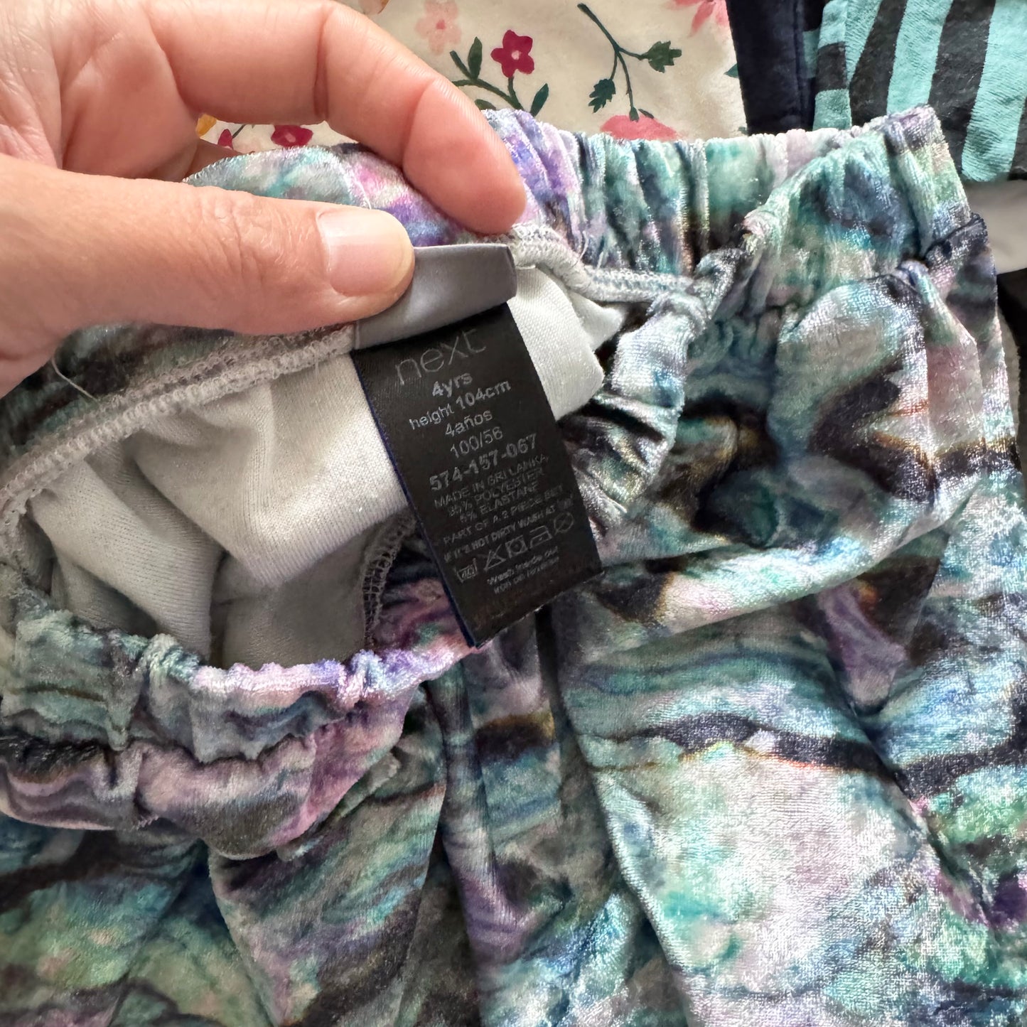 Next / Velour skirt / 4Y