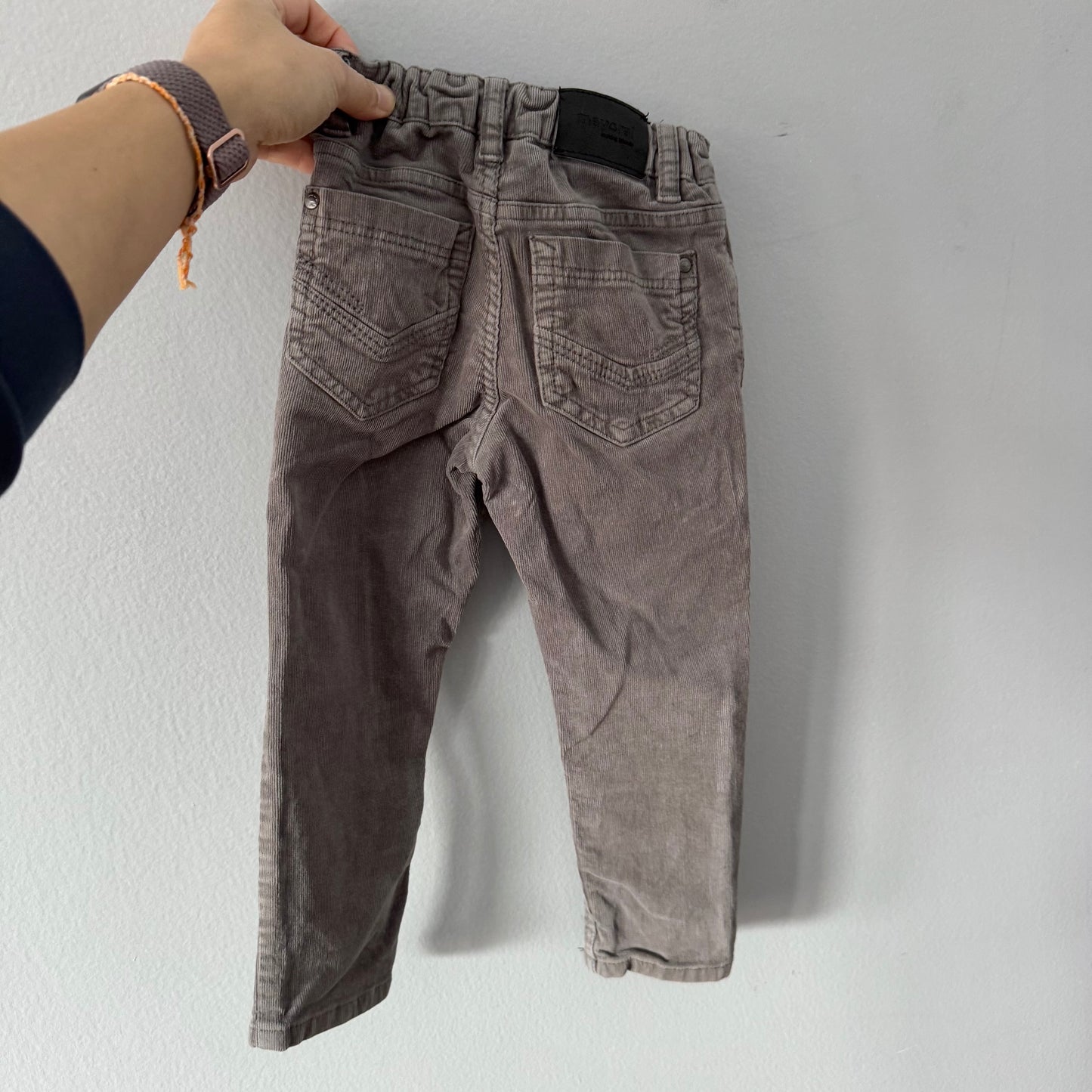 Mayoral / Grey corduroy pants / 2Y
