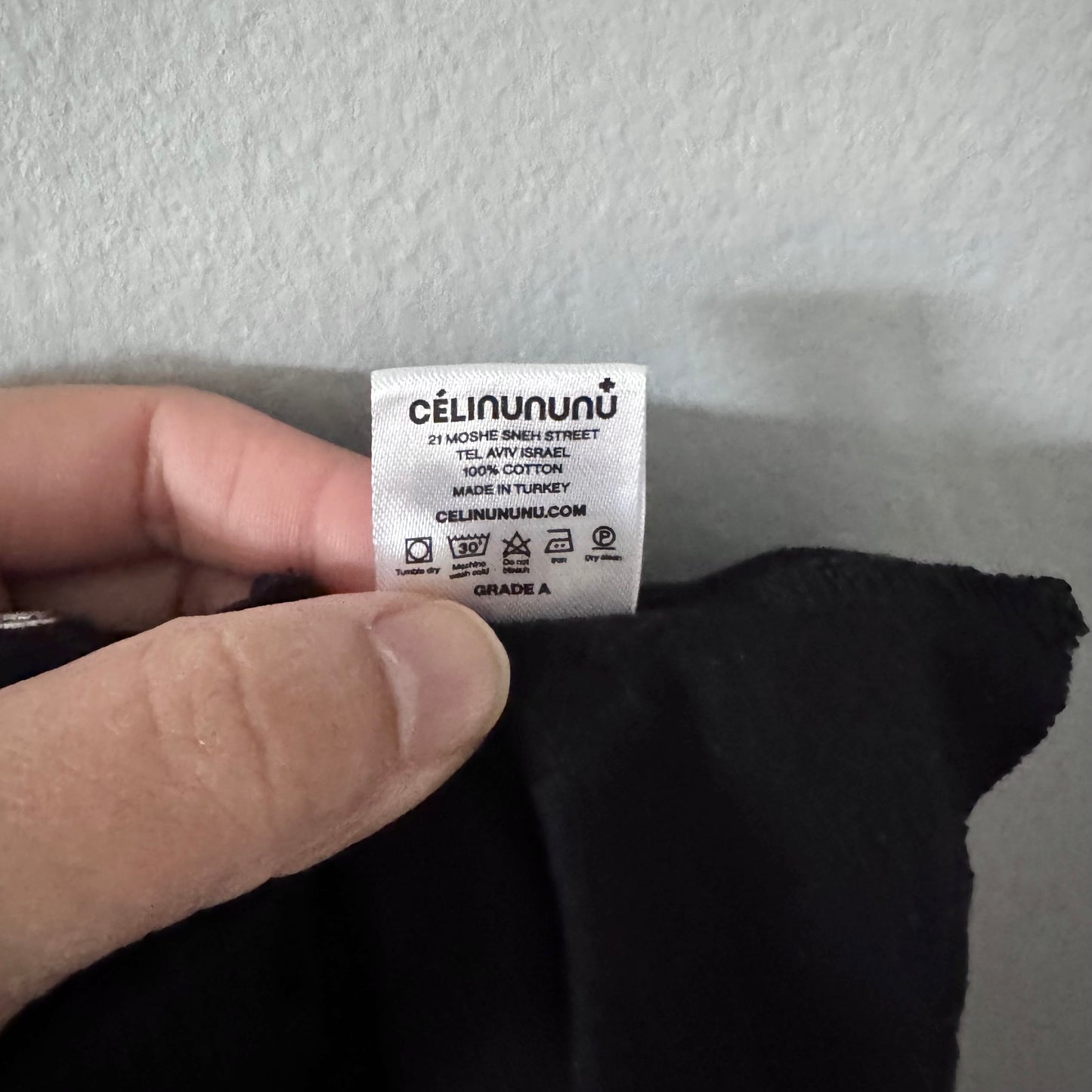 Celinununu / Black x star onesie dress / 12-18M