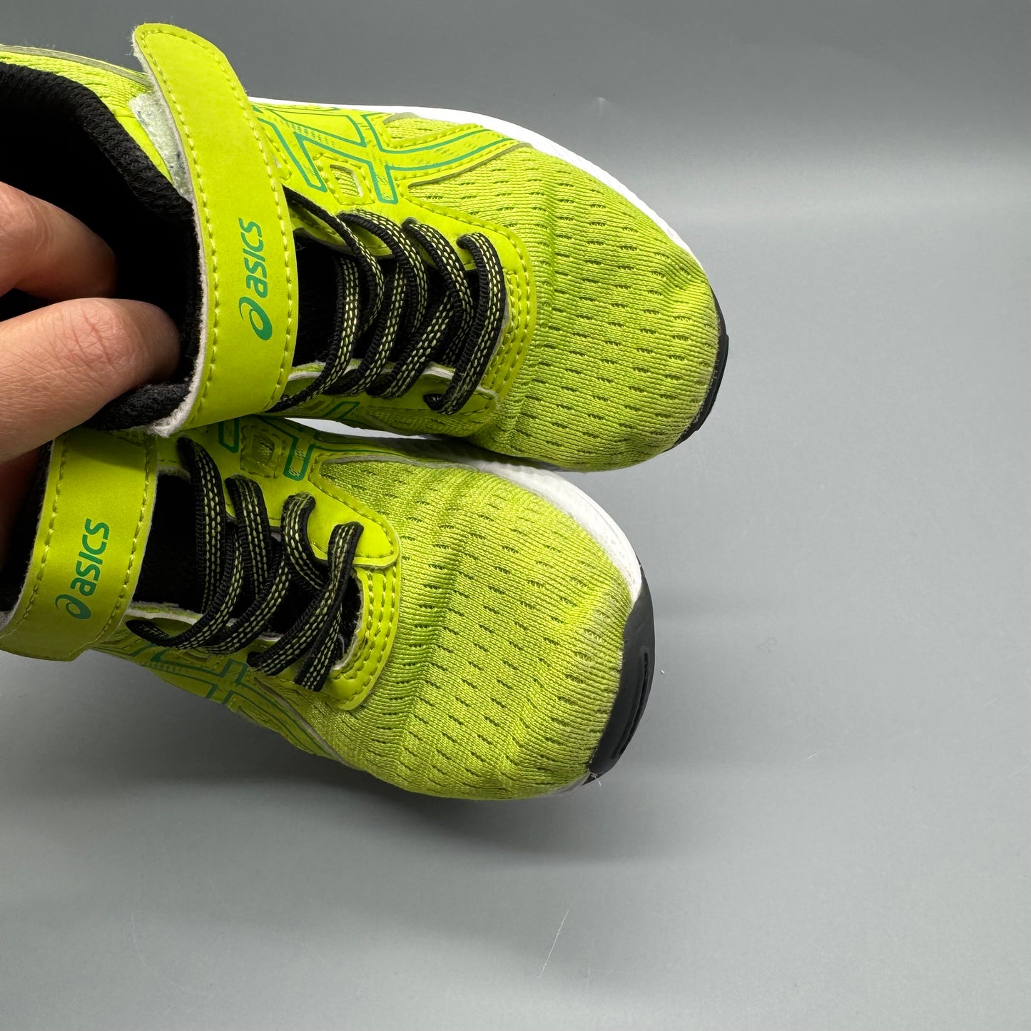 Asics / Running Shoes / US11