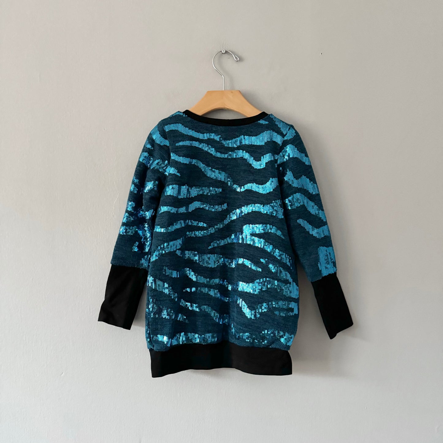 Handmade / Blue sequin dress / 2-4Y