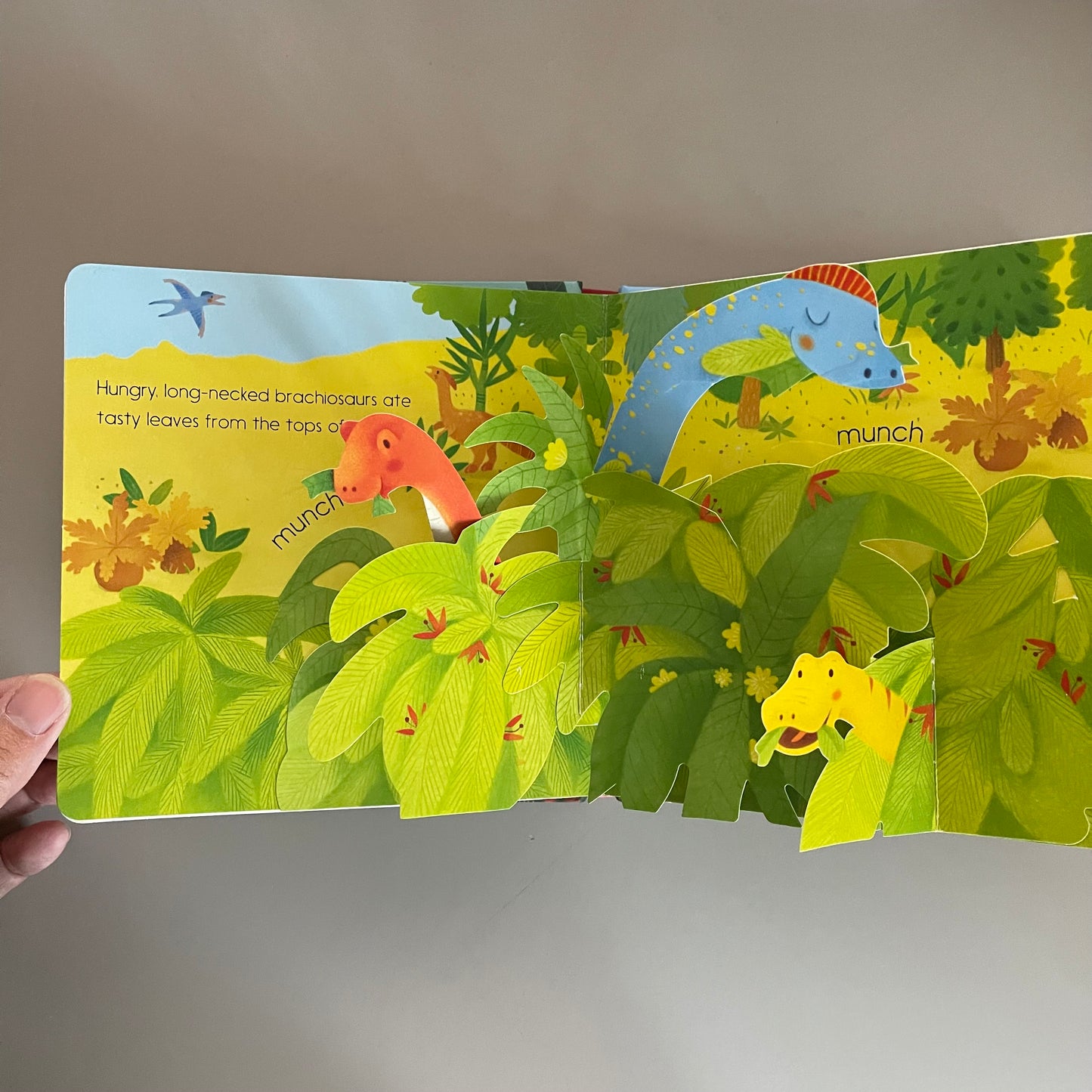 Usborne - Pop-up Dinosaurs